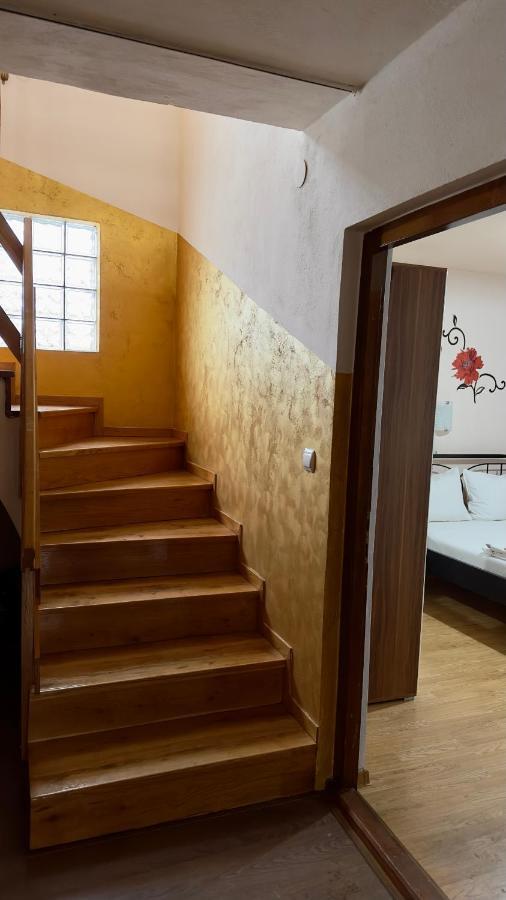 Casa Linistita Hotel Kiskoh Kültér fotó