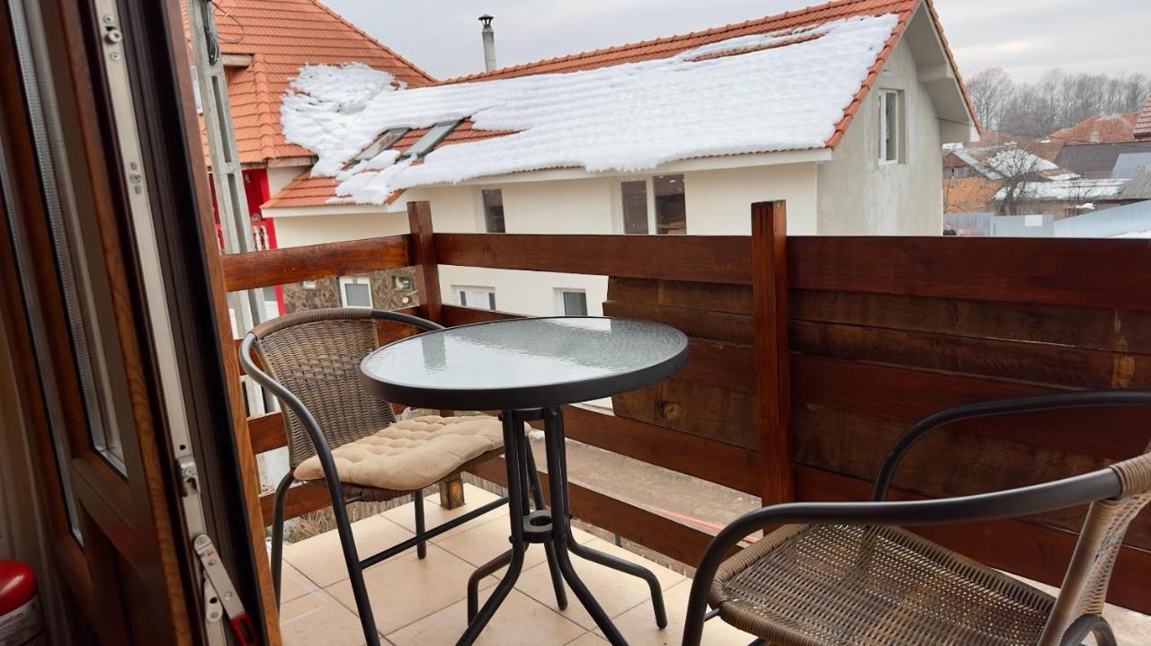 Casa Linistita Hotel Kiskoh Kültér fotó