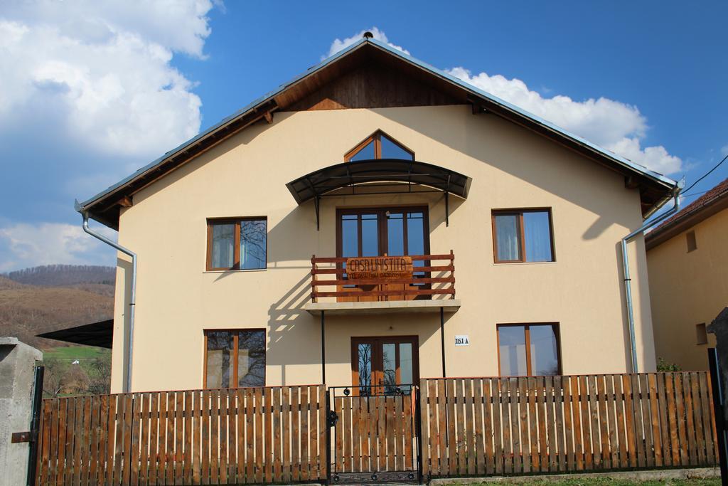 Casa Linistita Hotel Kiskoh Kültér fotó